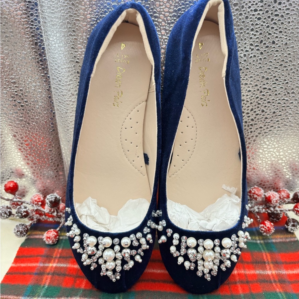Dream Pairs Navy Velvet Flats with Pearl Accents